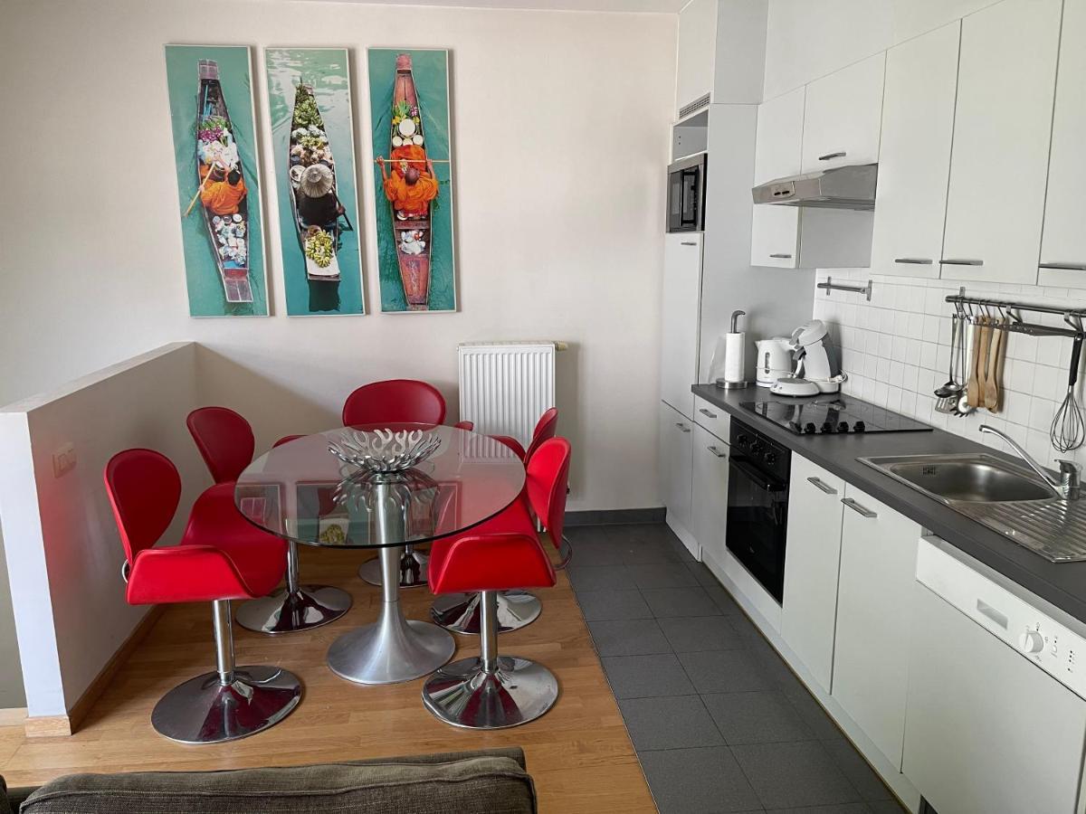 Appartement Duplex Tres Agreable Et Tres Calme à Bruxelles Extérieur photo